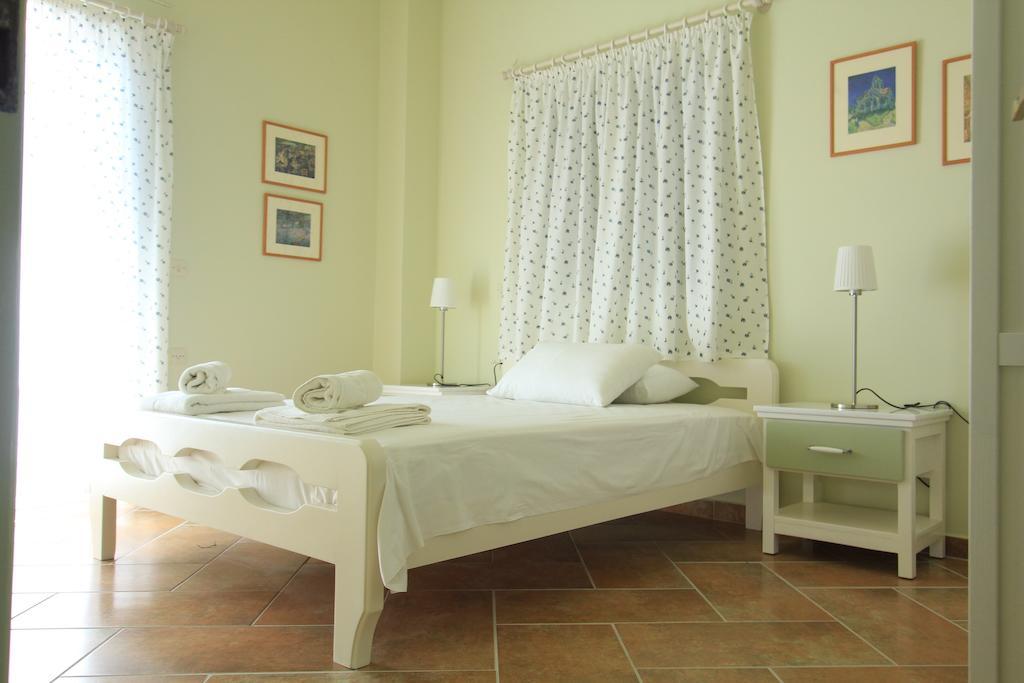 Iliobasilema Studios & Apartments Φισκάρδο Δωμάτιο φωτογραφία